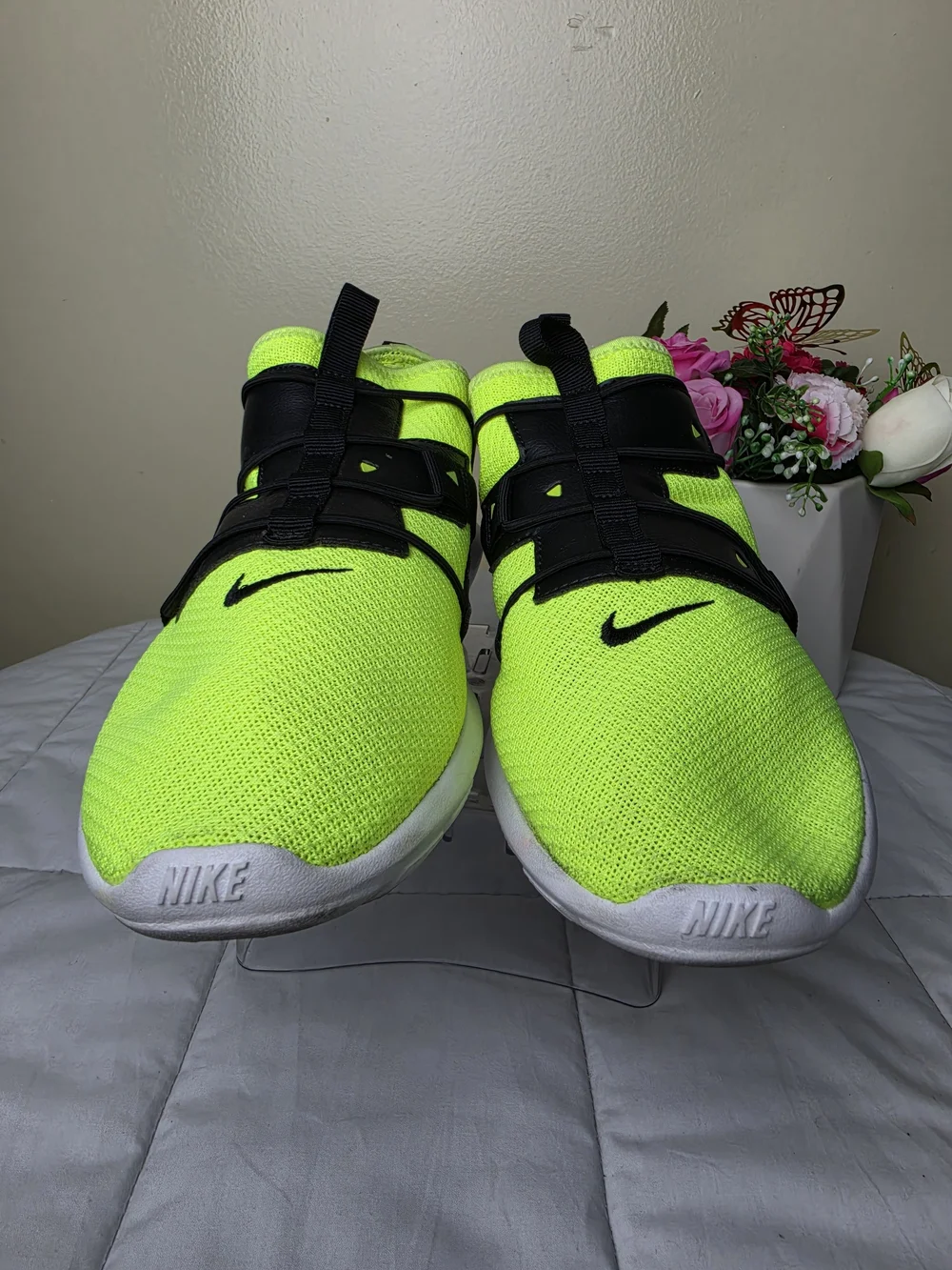 Nike Air Vortak Trainer Volt Neon Green/Black Slip-On Sneakers Size 8 24cms.